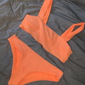 Bathing suit